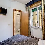 Galeno Hotel 2*