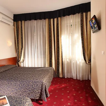 Hotel Galeno 2*